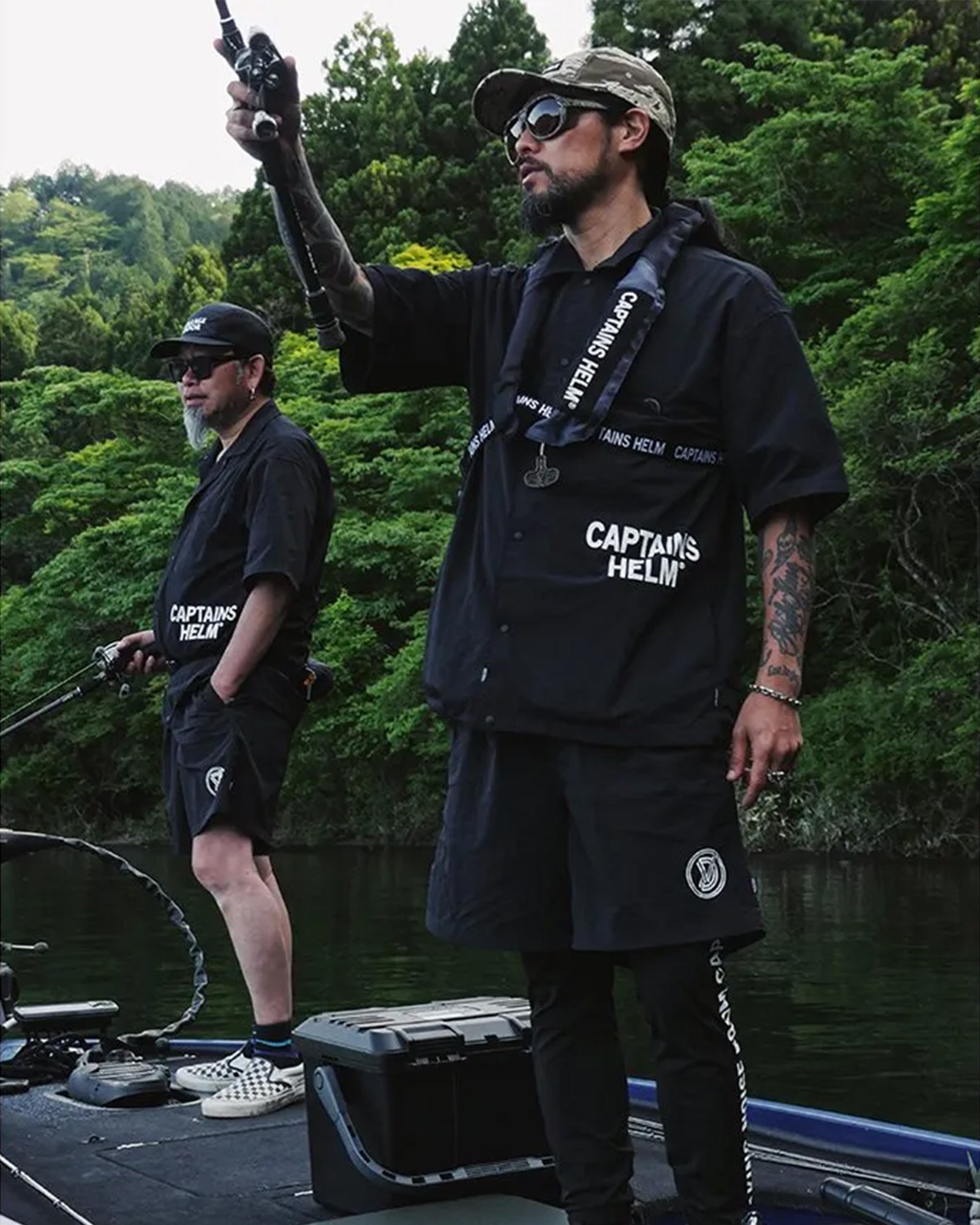 キャプテンズヘルム×ヴィレッジドアー SHELTECH × Villagedoor x CAPTAINS HELM #SPECIAL TECH ACTIVE