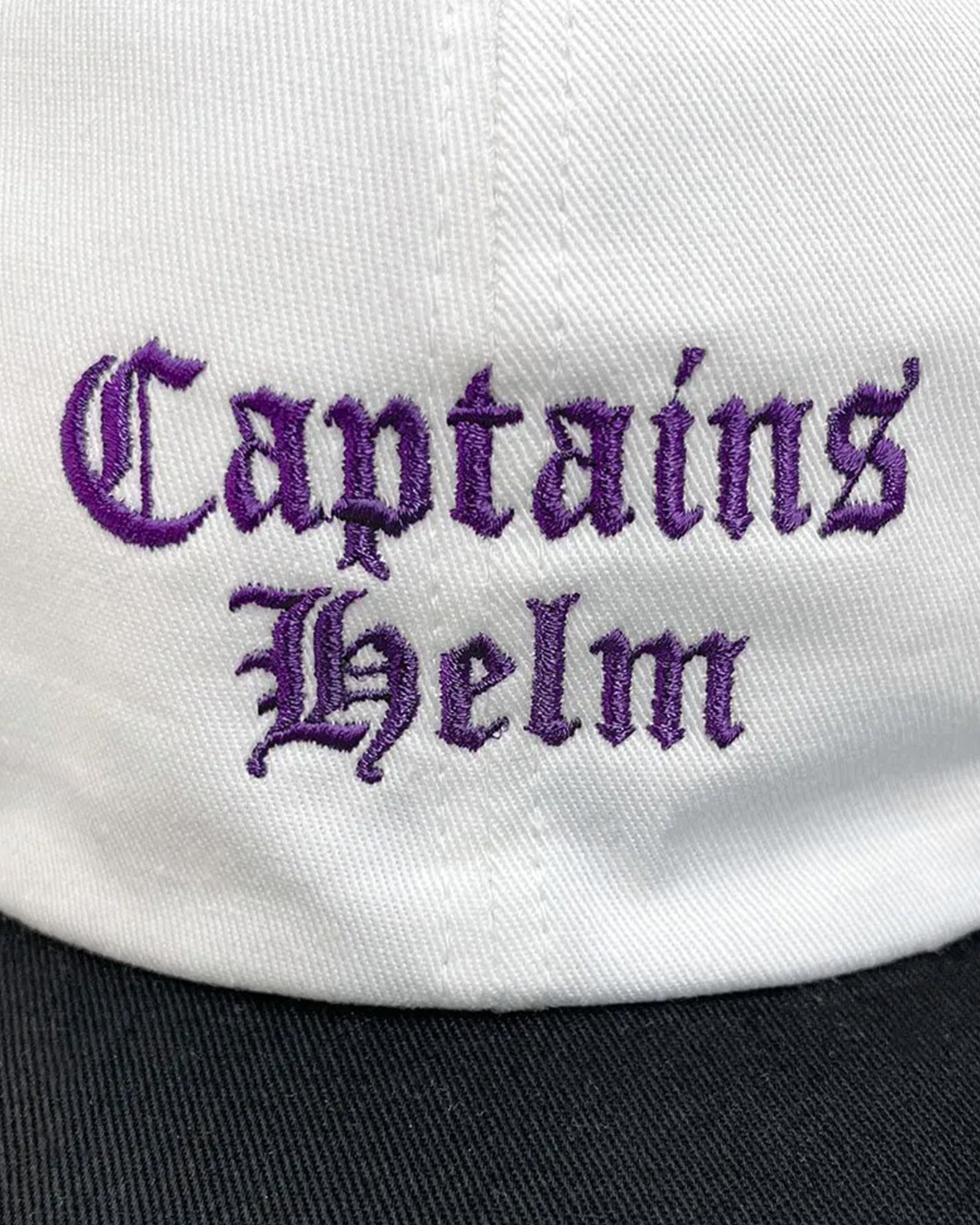 38 LOGO CAP – CAPTAINS HELM