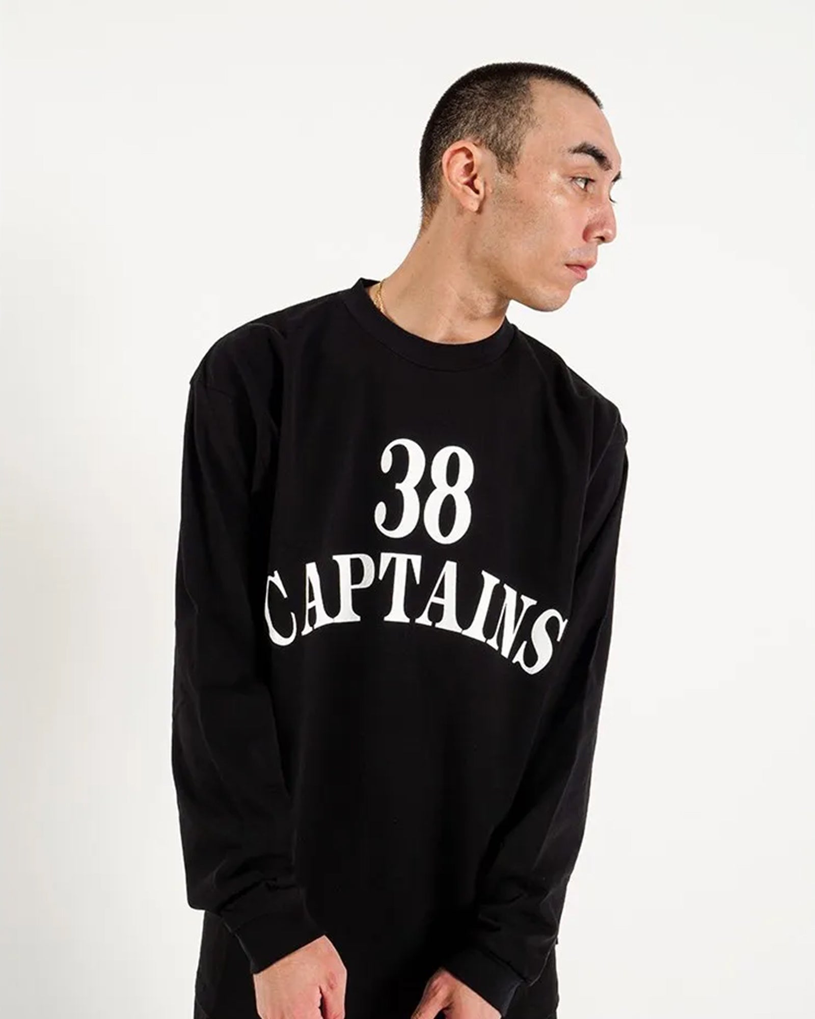 38 CAPTAINS LS TEE – CAPTAINS HELM